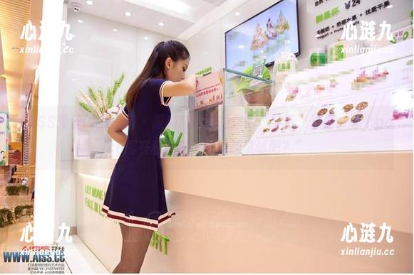 AISS爱丝(钻石版) - 爆料！索菲最新的“穿行”原图、每个pose都在和我说“你也想试试吧？”
