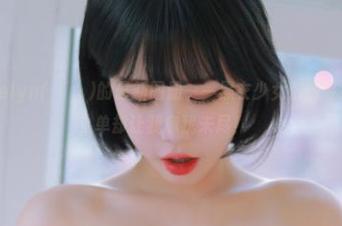 来自Addielyn(에디린)的最新图册——黑衣少女们的轻描淡写，简单却让我意犹未尽！