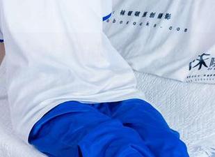 BoBoSocks袜啵啵 – 稚予辉映在薄黑丝中，脚尖加固款的高清写真试图说点啥……