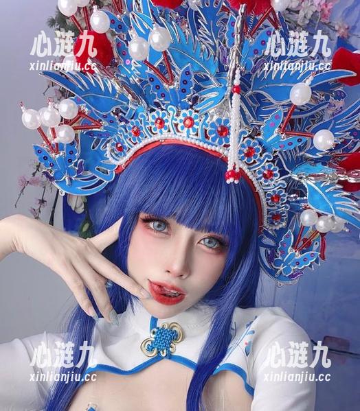 哎呀，Byoru的写真集《ShioriNovella–Hololive》，看了一眼就停不下来，原图太好看了吧！