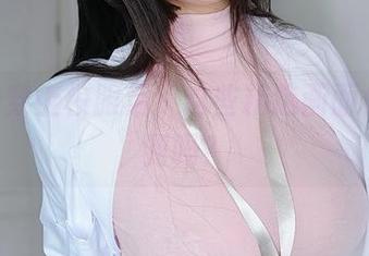当K酱穿上校服后，这些精选画面你看的到吗？