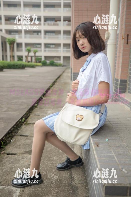 MSLASS梦丝女神 - 含玉带你炫耀：高清夏日写真，不看后悔！