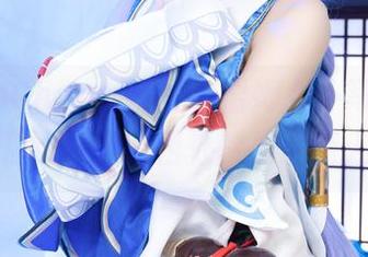 PoppaChan倾情呈现雷姆女仆写真合集，明明是女仆，却四处散发这迷人气息。