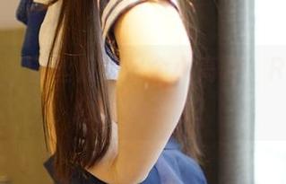 私拍里，蕾丝底裤是个小高峰，ROSI怎么这么会拍？