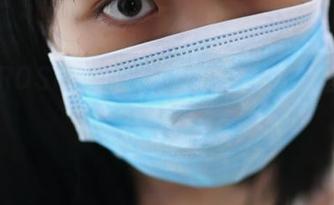 试穿ROSI定制嫩学妹制服，血液里的年轻又回来了