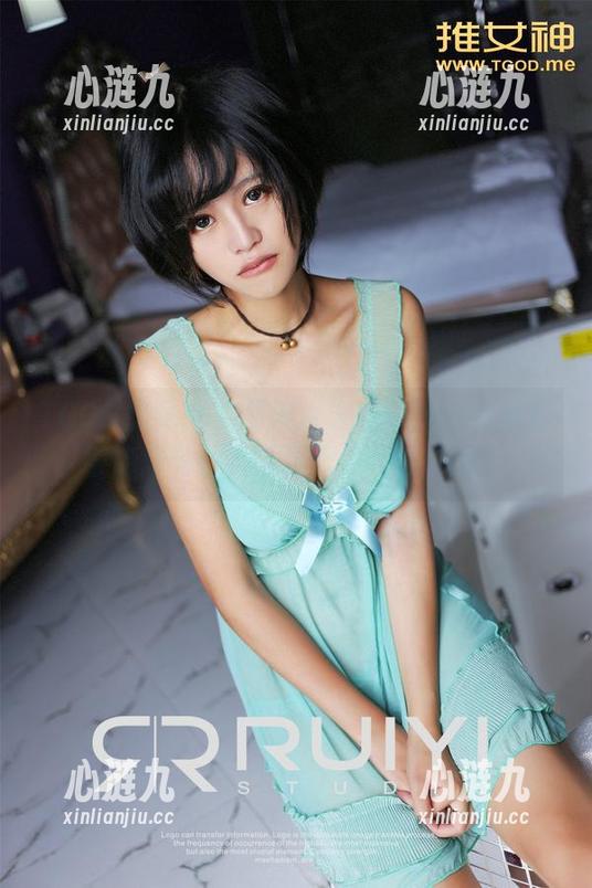 TGOD推女神 - 苏糯米泳装资源：让你看得津津有味，甚至想带她去游泳！