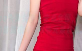 TouTiao头条女神 – 未必会懂，但李丽莎的最新照片，吊带元素必看。