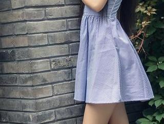 TouTiao头条女神 – 看，杨曼妮的职业装写真——无圣光路上的时尚？