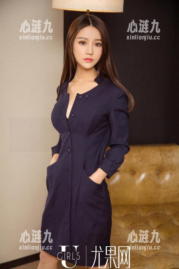 UGirls尤果网 - 原图出炉，苏糯米的短裙让人咋舌！