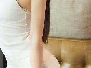 UGirls尤果网 – 金baby的空姐写真，让人忍不住三思而后行的画面