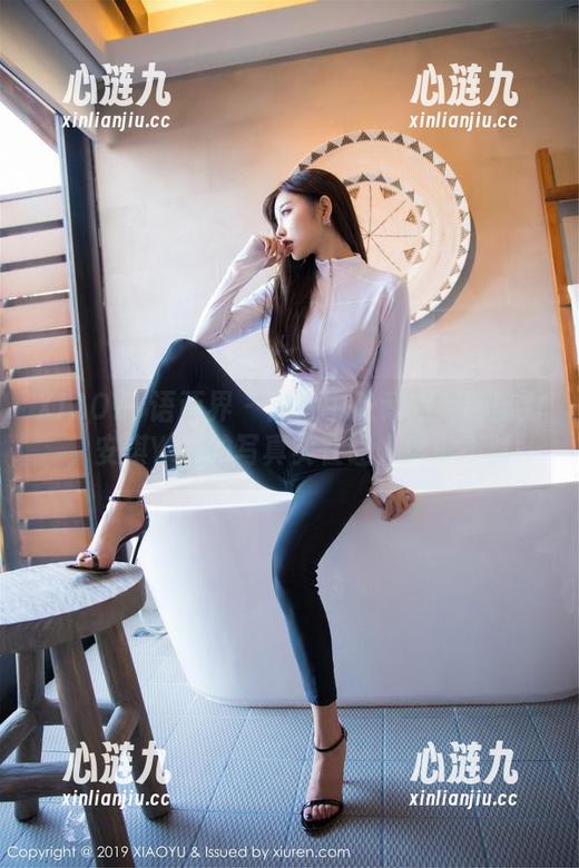XIAOYU语画界 - 照片中隐藏的美脚魔力，安琪Yee的写真实在让人忍俊不禁
