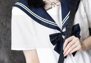 XIAOYU语画界 – 图册里的女王：玥儿玥，心中那颗无敌的王座！