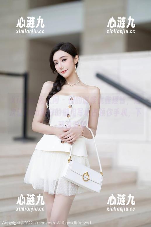 Xiuren秀人网 - 别的时候优雅理智，这次让tina甜仔的御姐写真占领你手机，下载看效果！