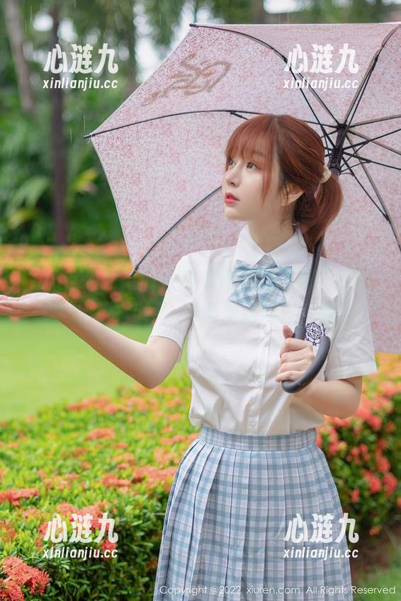 Xiuren秀人网 - 余虞酱美腿原图，不知怎么又更新了，难道是偷偷去修图？