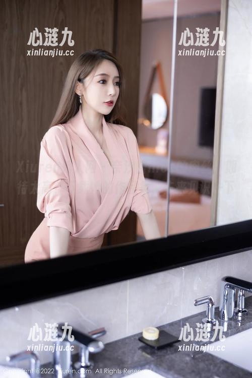 Xiuren秀人网 - 奈汐酱nice的肉丝，期待太高？下载她的作品集，先来见识一下吧！