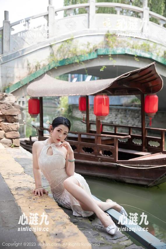 Xiuren秀人网 - 李雅柔182CM的白衬衫，全套图集里承载的不只是衣服，还有那种莫名的魅力。