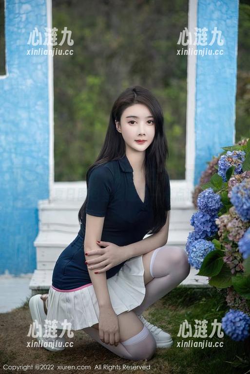 Xiuren秀人网 - 看啊！王雅姗是我似乎在夏日图包里偷藏了一点点清爽