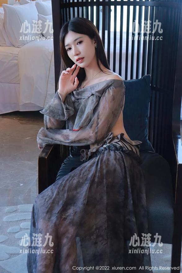 Xiuren秀人网 - 王馨瑶Yanni的全套体操服图包，满满的运动感，哦或许是...运动心！