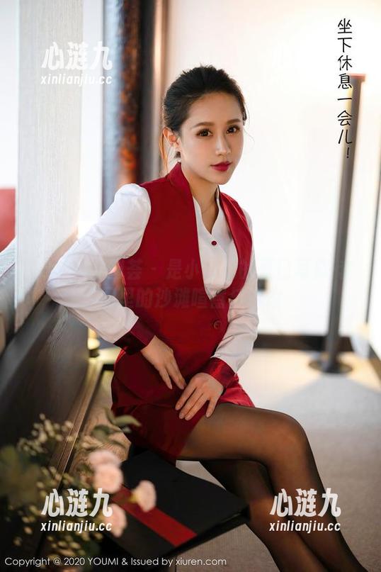 YouMi尤蜜荟 - 是小逗逗的夏日写真-套图里的沙滩喧嚣与清凉