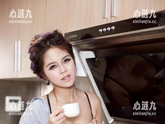 YouWu尤物馆 - Kely香香当女王，免费作品不藏私，你懂的！