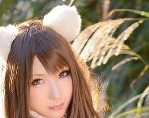 千面镜前的サク(saku)，旗袍之美在高清美图中闪现，总有一个姿势戳中你哦～