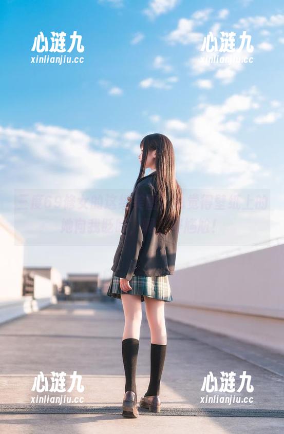 三度69修女的这组美图，总觉得壁纸上的她向我眨眼，啊，好尴尬！