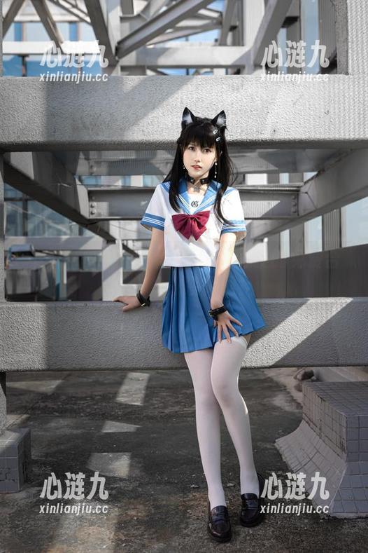 不呆猫+水手服+黑丝=不可思议的免费合集，快来凑热闹！