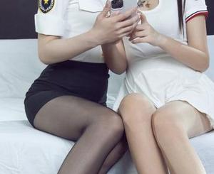 丽柜 – 白云的随意套图：女孩，居然还有这种花样？