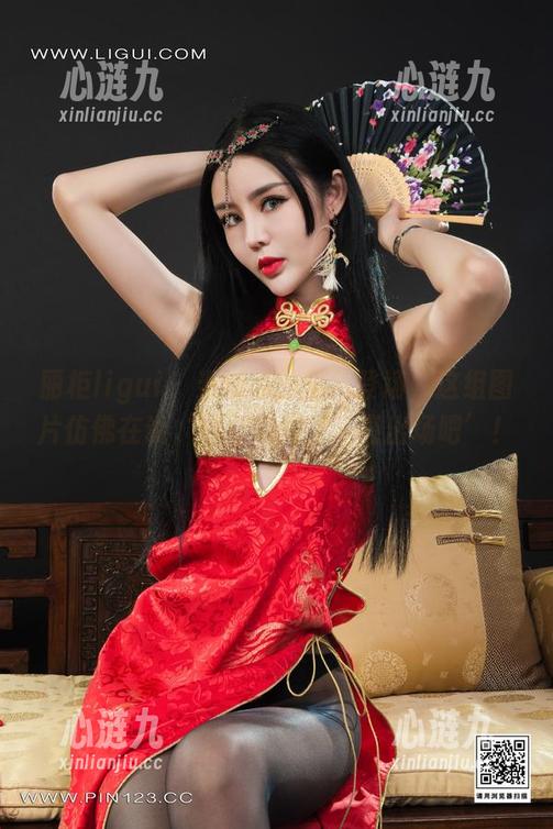 丽柜ligui - 当潘潘的粉色登场，这组图片仿佛在说‘别再低调，闪亮出场吧’！