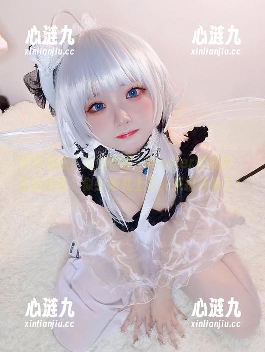 你没看错！这是伊喵_Master的婚纱，最新原图，似乎婚礼上有人来抢新娘了！