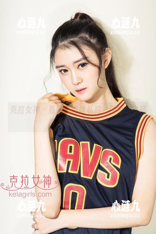 克拉女神 - 嘉萌的肉丝私拍，图像之中藏着不为人知的滋味