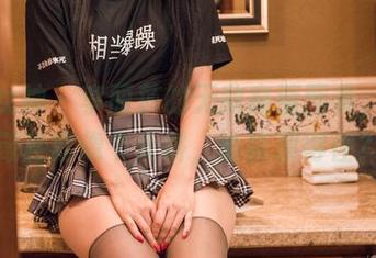 头条女神 – 李丽莎的无敌高清图集，爱的箴言就像个大饼，谁能顶得住？