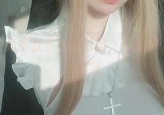 私房作品是女主K的强项，白双子，帅得不自然