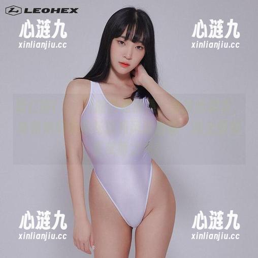 姜仁卿(강인경)的白裙图集，分享给朋友，确保她们有棉花糖和风扇出场，防止晕倒在美丽之中！