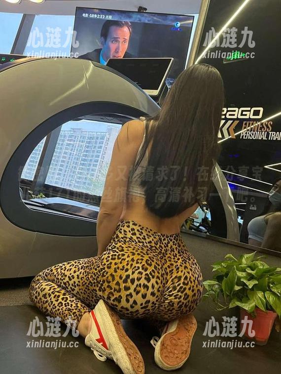 宝儿茹171 微密圈 - 差不多又被请求了!在线分享宝儿茹171的黑丝旗袍,高清补习一下吧。