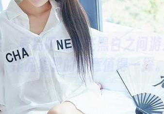 尤蜜荟 – 看易阳如何在黑白之间游刃有余，作品集里的深意值得一探。