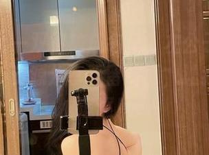 微密圈 – 一双棉袜成名记，左公子666在线登场，资源分享不留情面，让我们疯狂追逐！