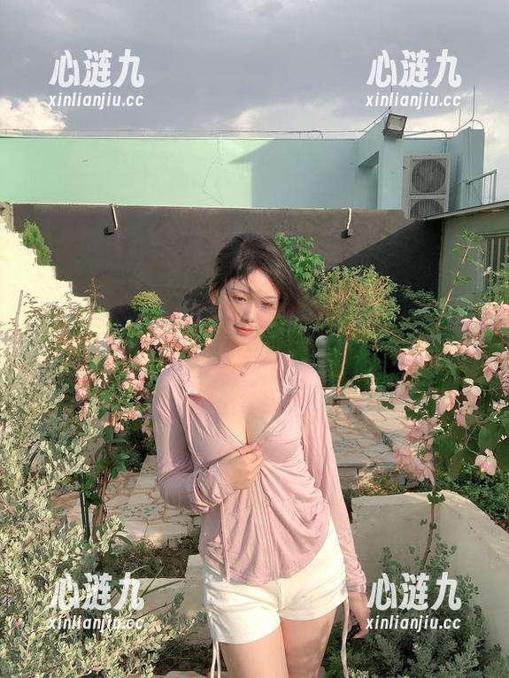 抖娘利世的黑色，原图里藏着的不仅是色彩