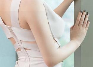 推女神 – 沈梦瑶_Gcat的和服高清套图，姿态优雅，卻让人分心的花纹好像在说：你看到了吗？
