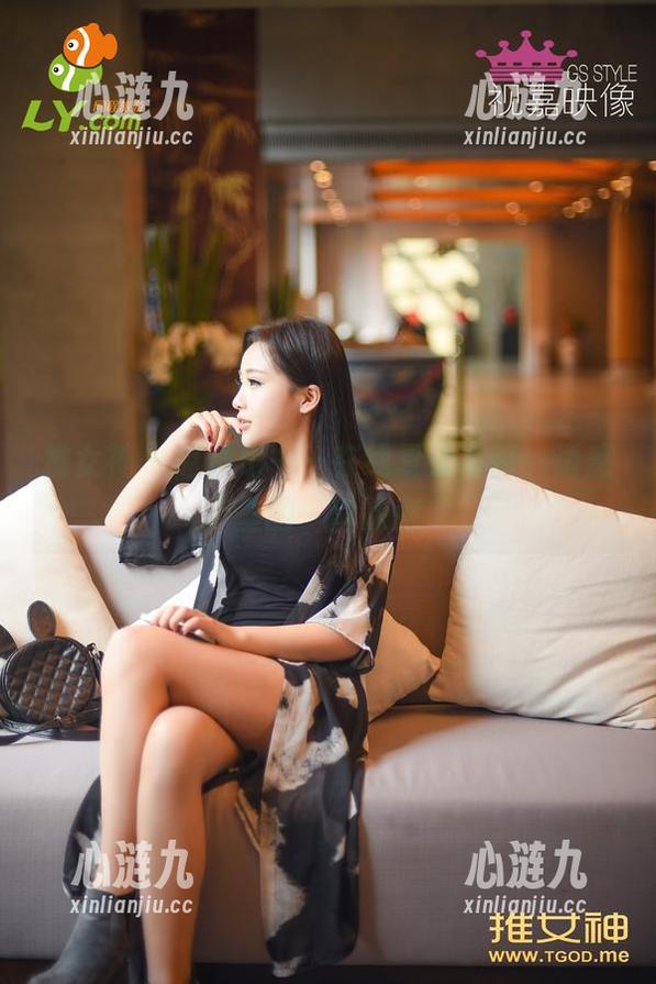 推女神 - 赵伊彤——在线夏天写真，诱惑里的一丝凉意