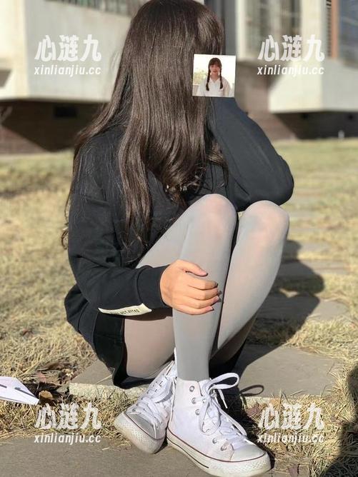 微密圈 - 来一波无敌哒小姨妈的水手服，实在太让人浮想联翩！