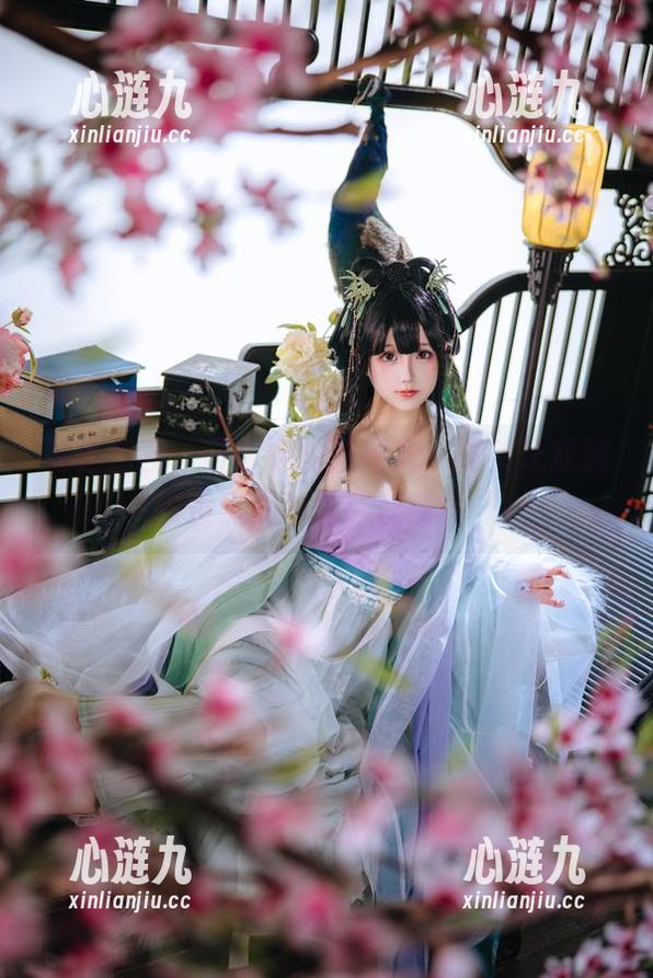 精选套图，日奈娇的蕾姆风，忽然让我想到香蕉的味道，真奇怪。