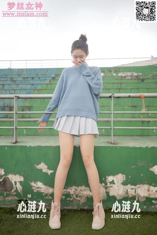 梦丝女神 - 张芷馨：一系列笑意浓浓的少女合集——每一张都像个小情绪在飘荡，我的茶都快凉了。