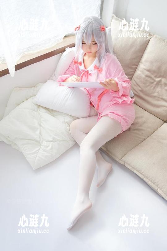 森萝财团 - 小奶糕Milky的油亮作品集：画面太闪眼，逻辑全无