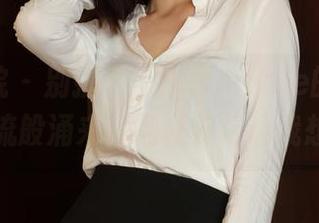 模范学院 – 别提了，苏西-susie的内衣图包洪流般涌来，福利好得让我想买！