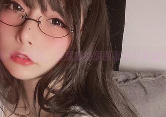 涞觅写真再现，次屁啦的原图犹如百变魔女！