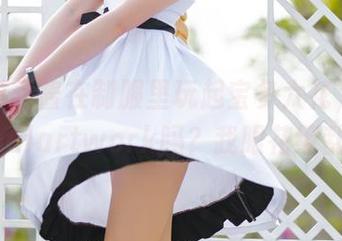 看，瓜希酱在制服里玩起宝多六花，这是visualartwork吗？我眼花缭乱了！