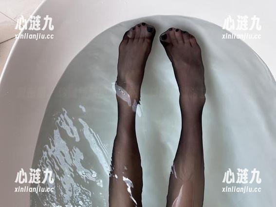 微密圈 - 珍藏版原图大揭晓：禅院熏的浴室，洗个澡都要秀！
