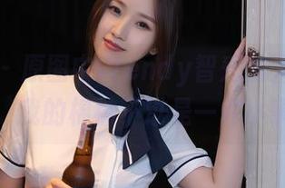 秀人网 – 原图中Wendy智秀的人生态度：我的棉袜不过是一件小事