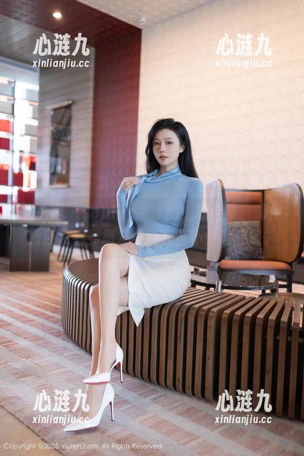 秀人网 - sophie余冰的婚纱合集：即使我还没有男朋友，也完全不妨碍欣赏。